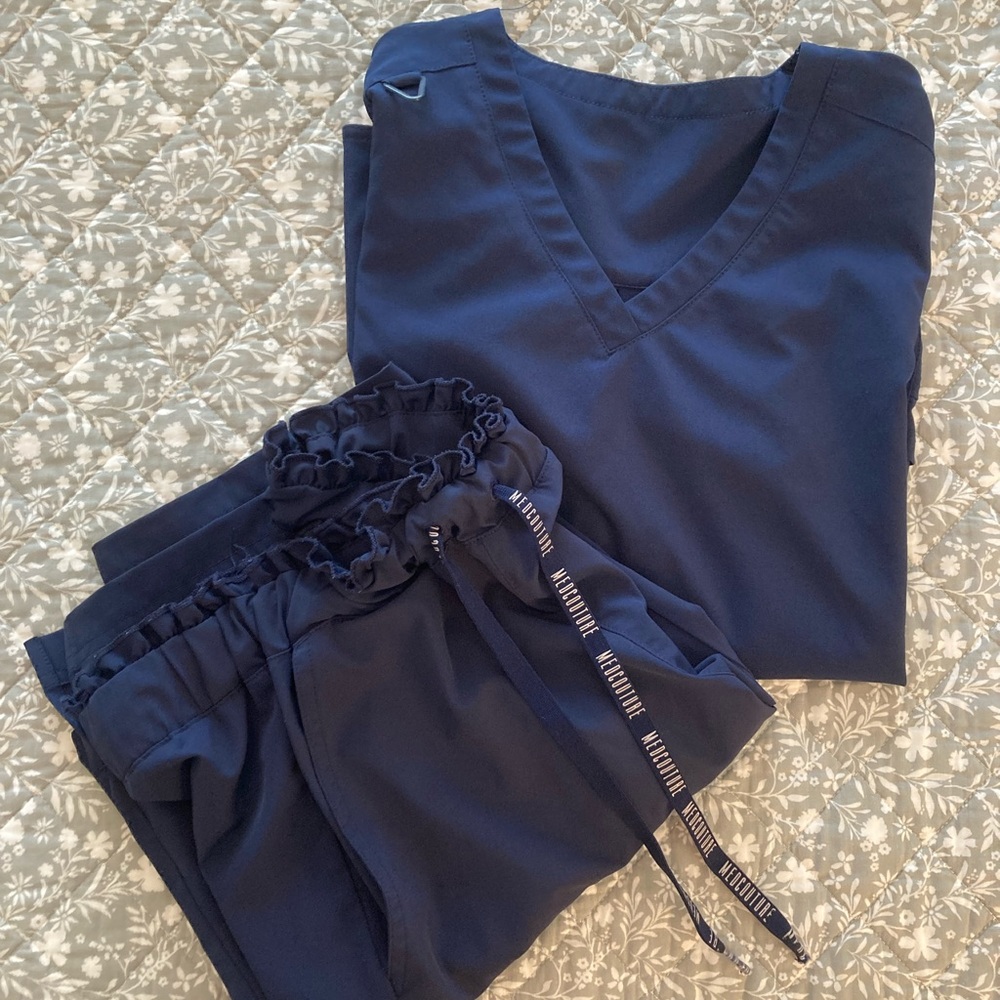 Med Couture Navy Scrub Set